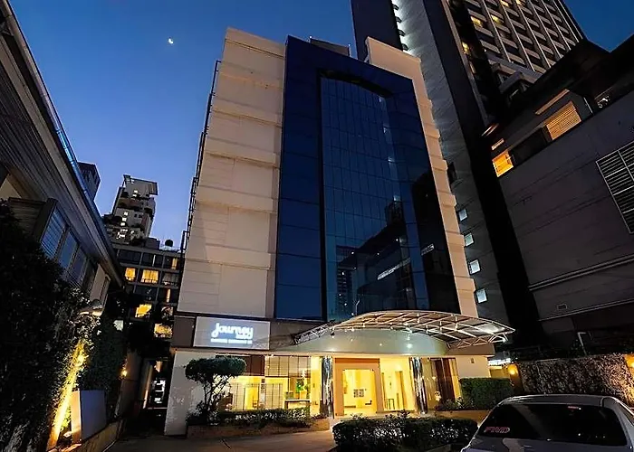 Journeyhub Sukhumvit 26 Bangkok