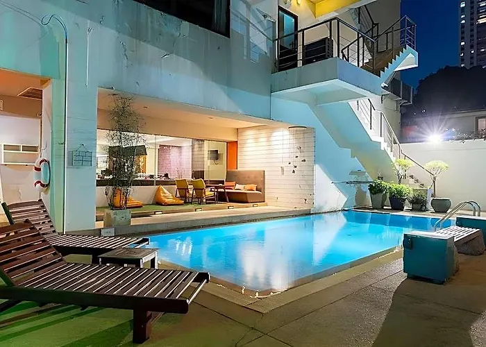 Journeyhub Sukhumvit 26 Bangkok