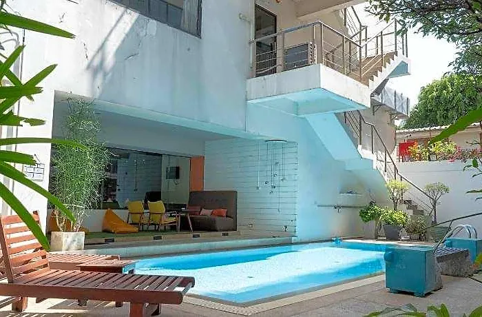 Hotel Journeyhub Sukhumvit 26