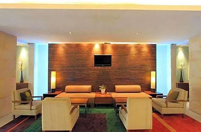 Journeyhub Sukhumvit 26 Hotel Bangkok