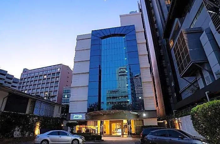 Journeyhub Sukhumvit 26 Hotel Bangkok