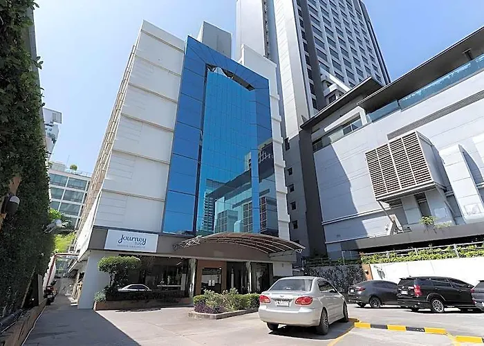 Journeyhub Sukhumvit 26 Bangkok